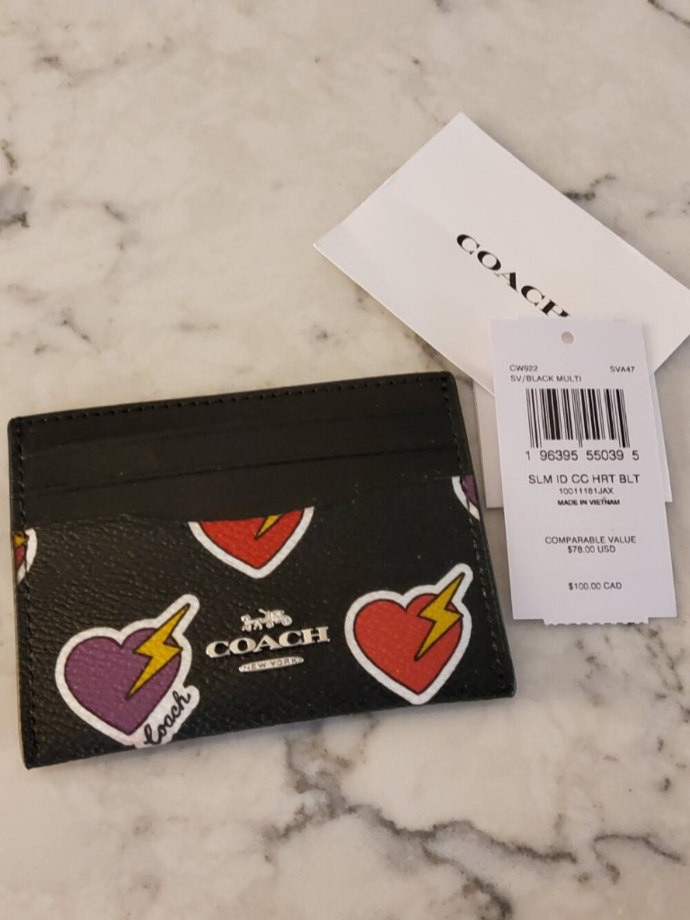 New with Tags Slim ID Credit Card Heart Bolt Case CW922